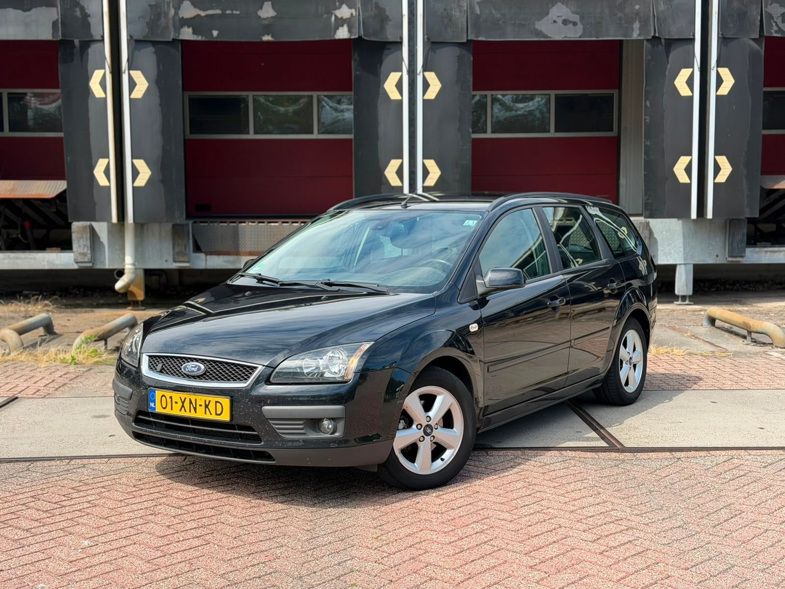 Ford Focus 1.8 Handgeschakeld | Airco | Stoelvw | Cruise |, Auto's, Ford, Zwart, 4 cilinders, Zwart, Handgeschakeld