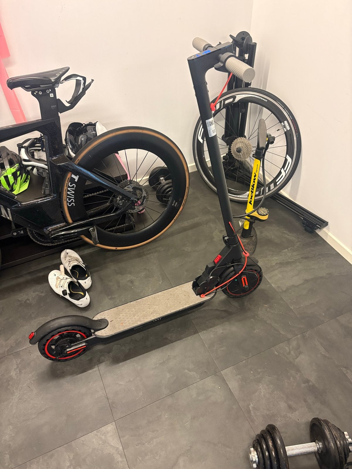 Elektrische step zo goed als nieuw, Ophalen, Zo goed als nieuw, Elektrische step (E-scooter)