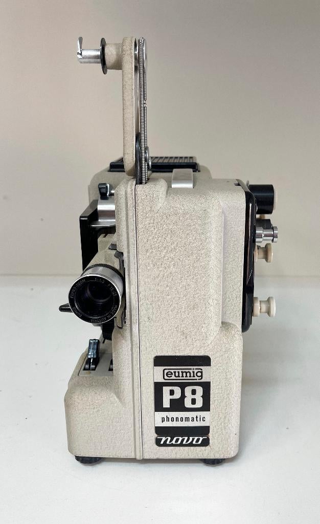 EUMIG P8 Phonomatic 8mm filmprojector (gaat aan,draait niet), Verzamelen, Fotografica en Filmapparatuur, N, N, Ophalen of Verzenden