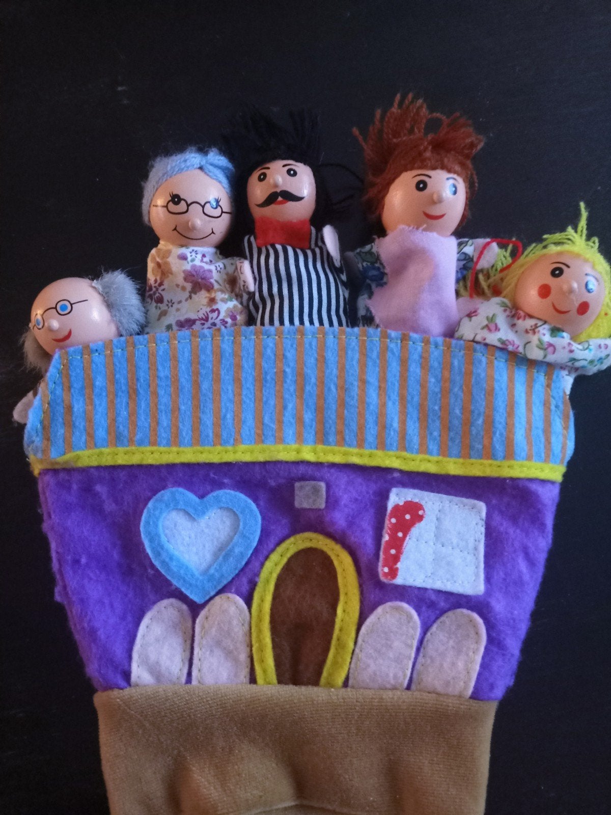 Handpop - "Familie Huis" - Mini Theater - verhaaltjes vertel, Ophalen of Verzenden, Zo goed als nieuw, Overige typen