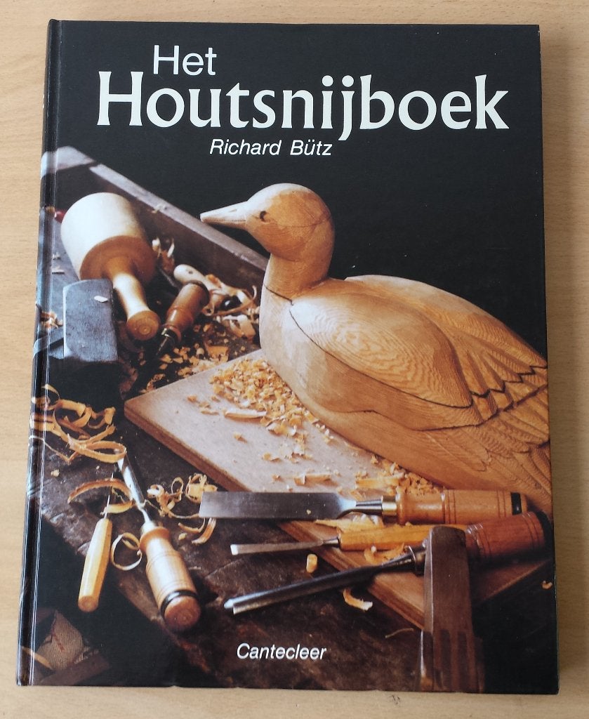 Het Houtsnijboek - Richard Bütz - 1988, Ophalen of Verzenden, Gelezen, Houtbewerking