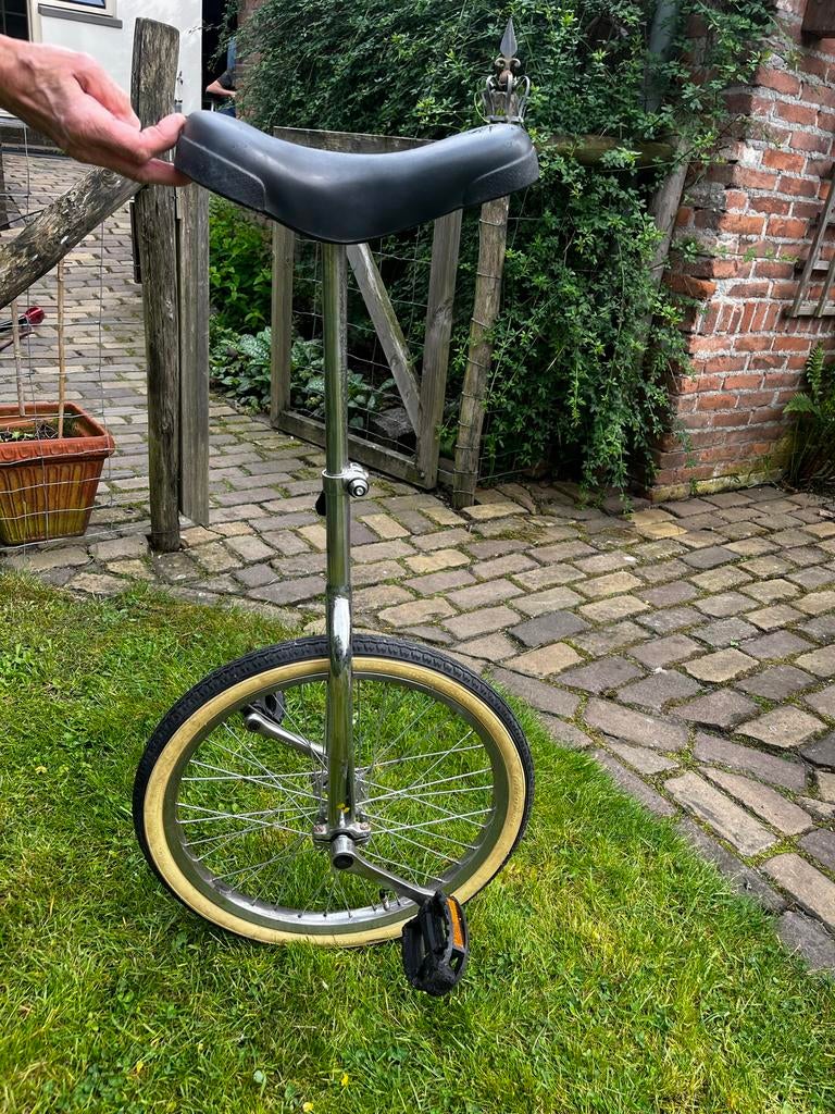 Eenwieler, Fietsen en Brommers, Ophalen, Gebruikt