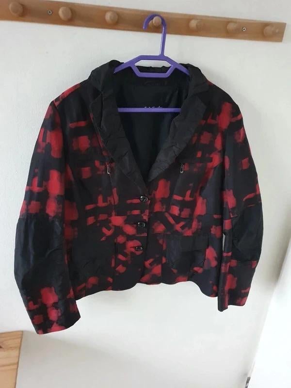 Rood-zwarte Colbert Betty Barclay maat 46, Kleding | Dames, Jasjes, Kostuums en Pakken, Maat 46/48 (XL) of groter, Betty Barclay