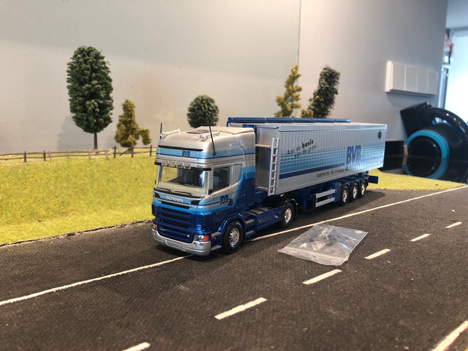 Scania R met walkingfloor van Bas van Buren BVB, Hobby en Vrije tijd, Modelauto's | 1:50, Ophalen of Verzenden, Zo goed als nieuw