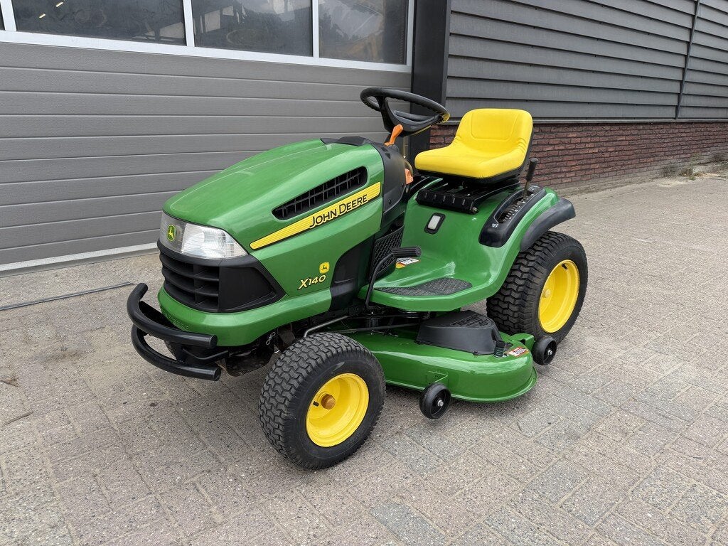 John Deere X140 Zitmaaier – Slechts 211 uur – 48 inch NI