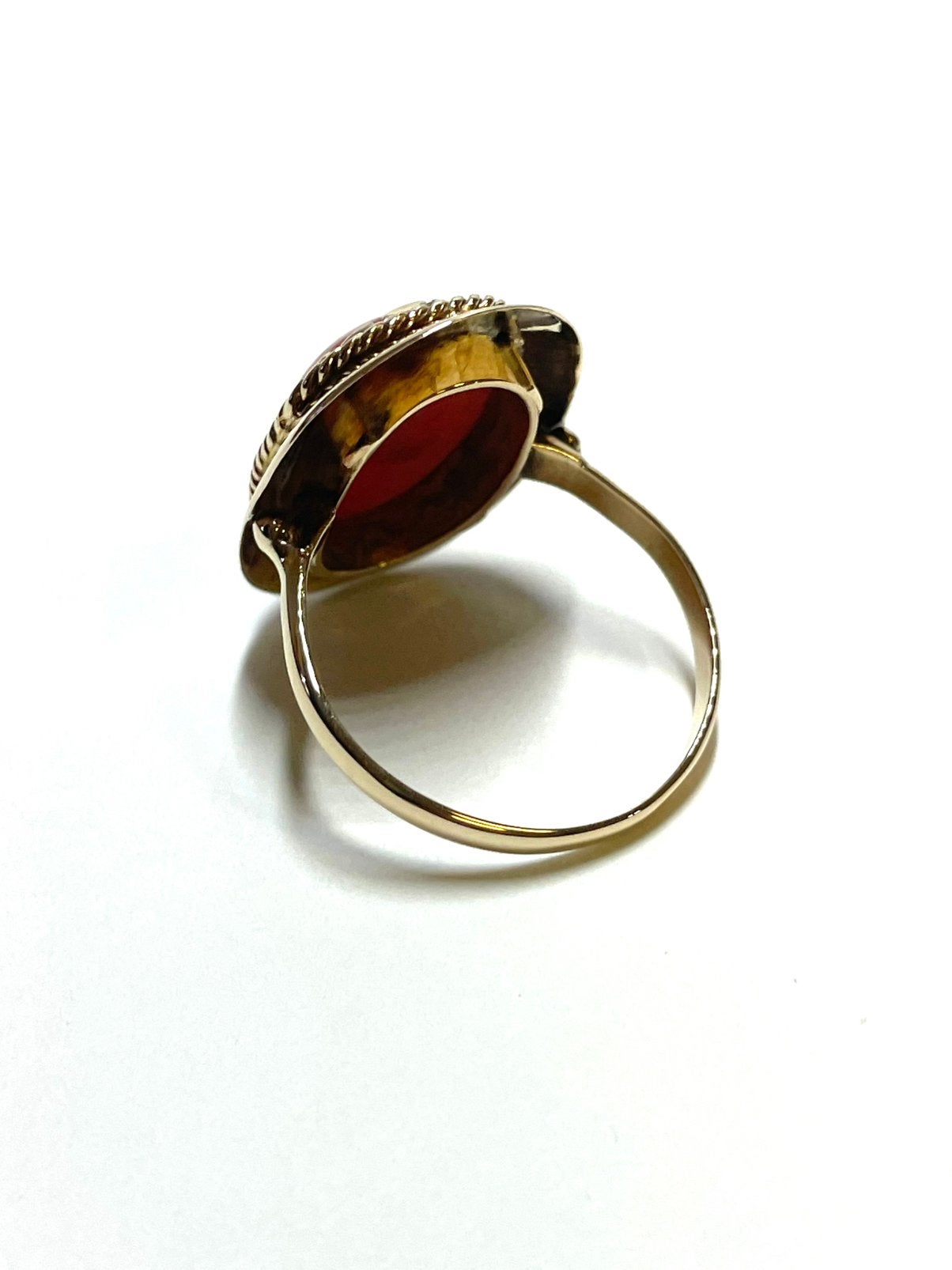 14k gouden ring met een bloedkoraal, -, 19 tot 20, -, Ophalen of Verzenden