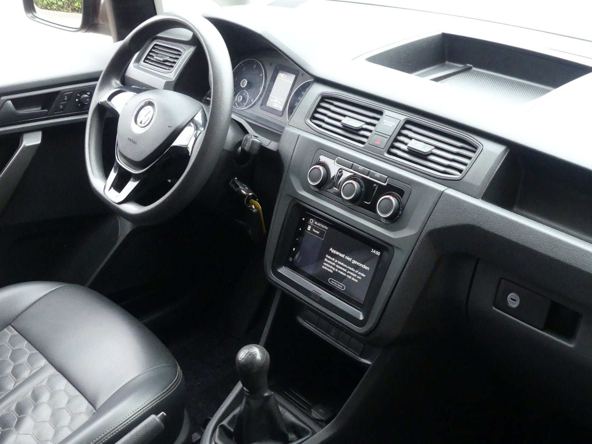 Volkswagen Caddy 2.0 TDI 180PK MARGE AUTO Leer/Trekhaak/Came, Auto's, Gebruikt, 4 cilinders, Bruin, Volkswagen