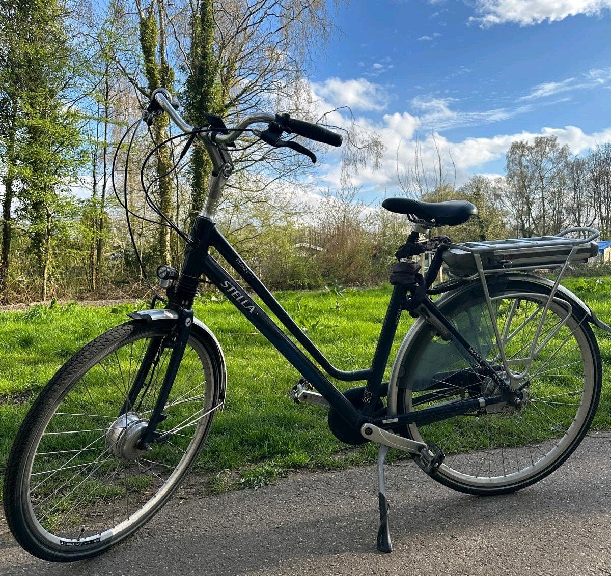 Elektrische fiets Stella Vicenza, ideaal staat!, Zo goed als nieuw, 51 tot 55 cm, 50 km per accu of meer, Ophalen
