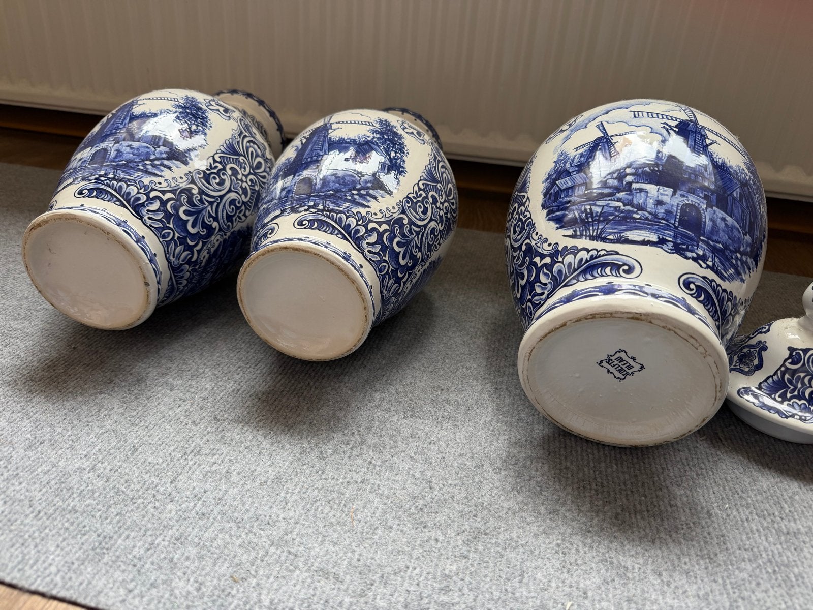 Set van 3 Delfts Blauwe Vazen met Molenlandschap, Ophalen