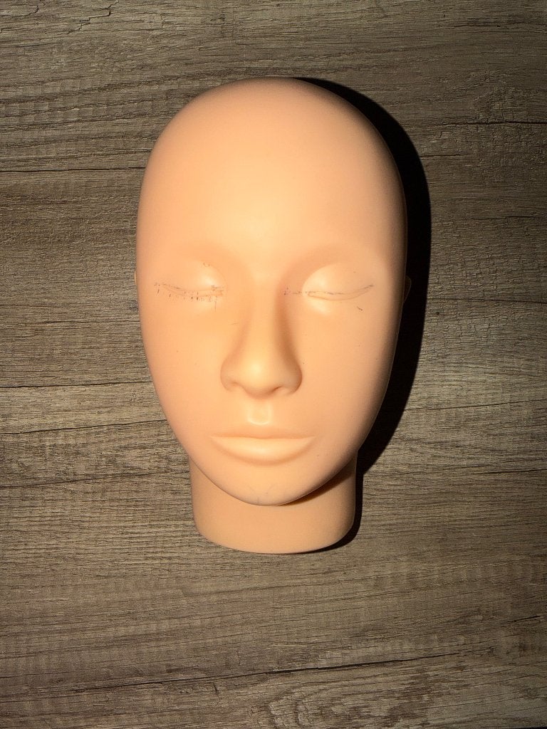 Oefenhoofd /gezichtspop voor wimpers en/of make-up, Gebruikt, Gehele gezicht, Beige, Ophalen of Verzenden