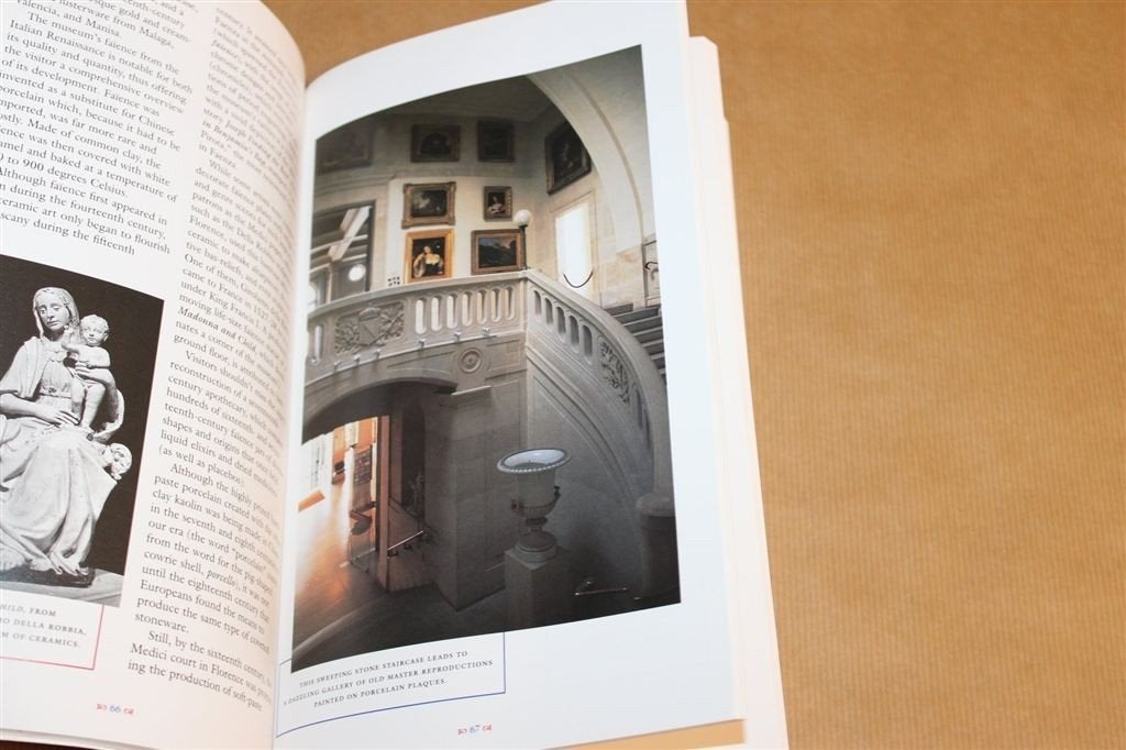 Musea in en rond Parijs — Fotoboek 295 Illustraties [EN], Europa, Ophalen of Verzenden, Reisgids of -boek, Gelezen