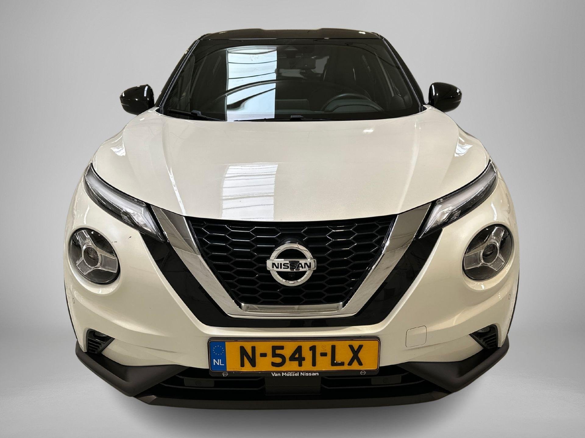 Foto 5 van Nissan Juke 1.0 DIG-T Tekna 114PK | Automaat | BOSE Audio |