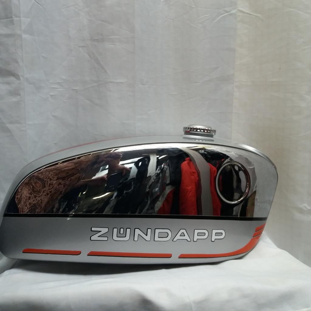 Tank voor Zundapp KS-80 grijs met rode accenten, Tank, Nieuw, Ap.deroue@planet.nl, Ophalen of Verzenden