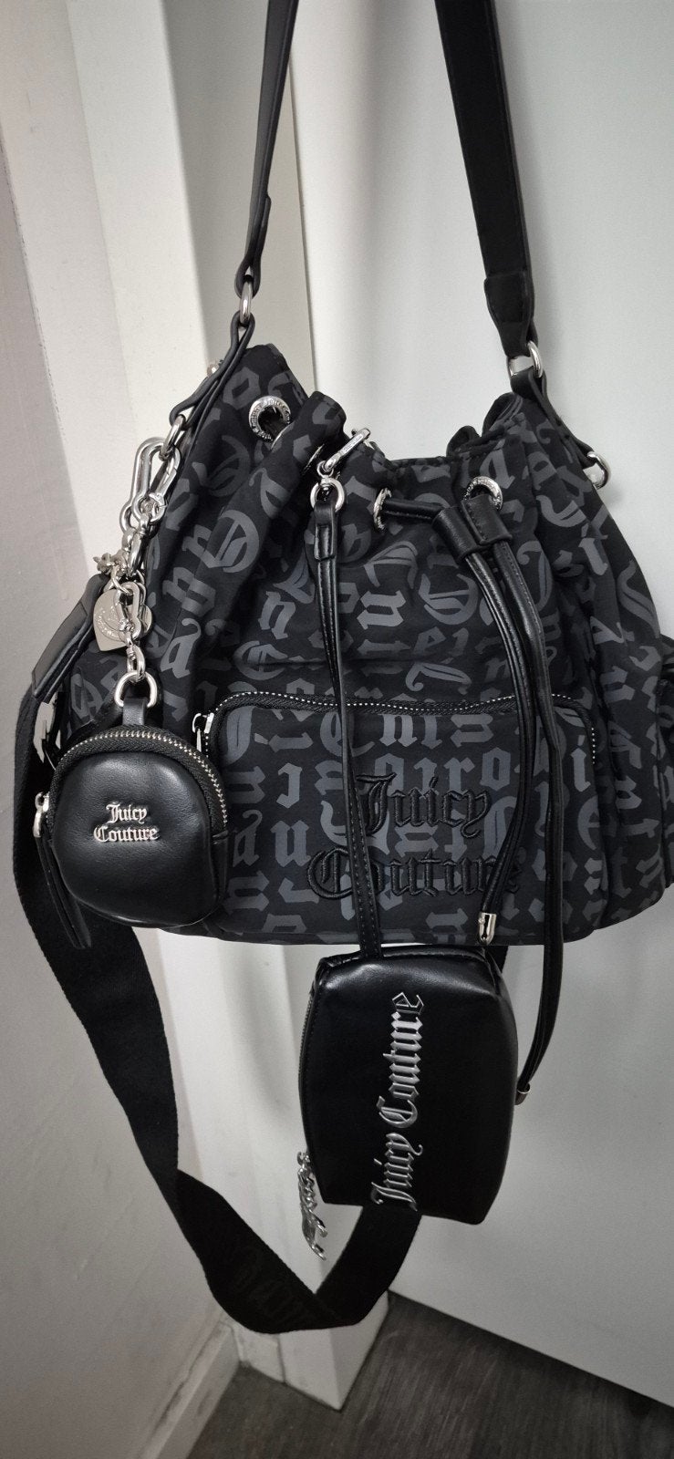 Juicy Couture Schoudertas - Zwart met logo print, Ophalen, Zo goed als nieuw, Zwart, Schoudertasje
