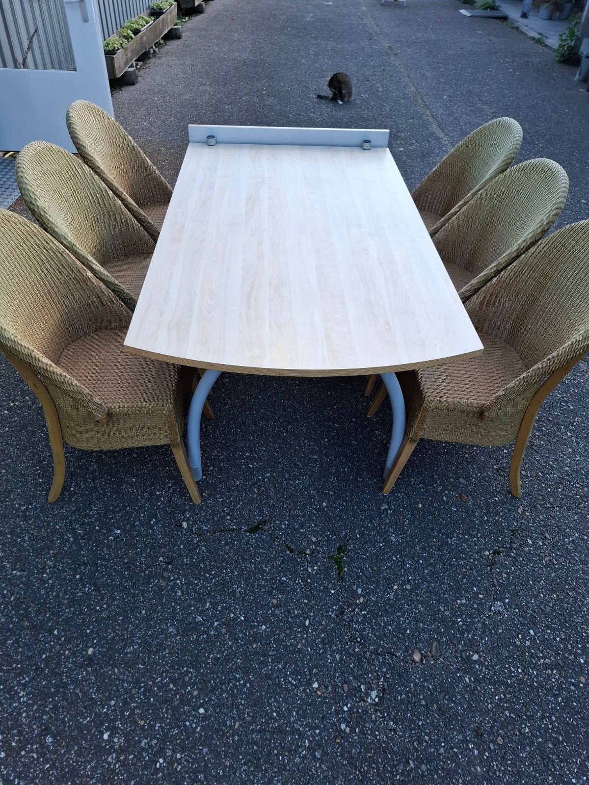 GRATIS Eettafel met 6 rotan stoelen, Huis en Inrichting, Ophalen, Gebruikt, 50 tot 100 cm, Overige houtsoorten