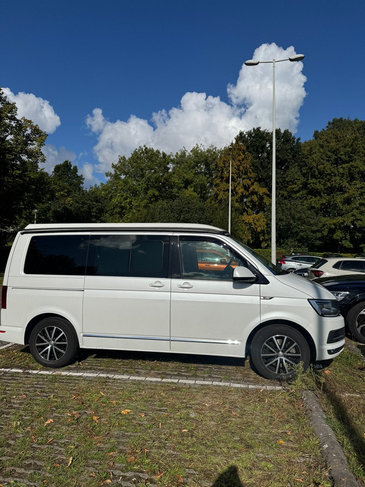 Te koop perfect Volkswagen t6 camper multivan 2,0 tsi benzin, Buscamper of Camperbus, Volkswagen, Particulier, Benzine