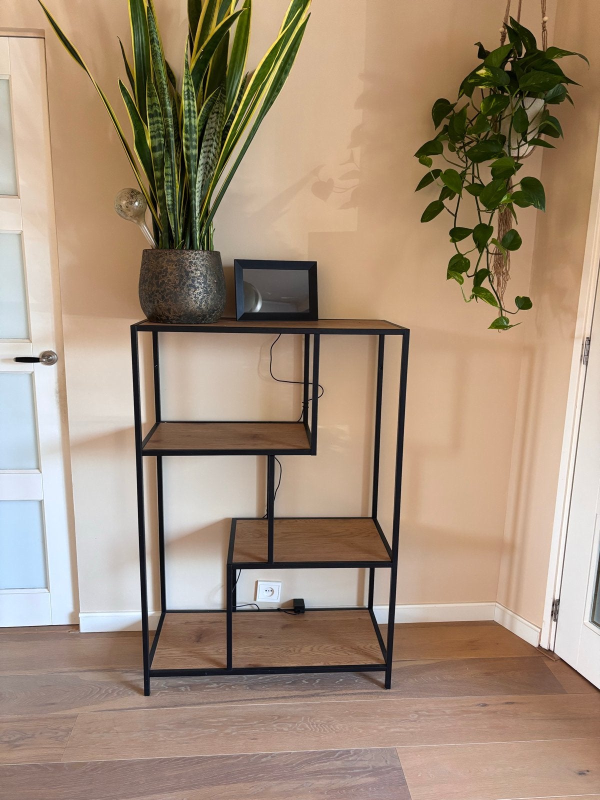 Moderne metalen vakkenkast - Zo goed als nieuw, Ophalen, Met plank(en), 100 tot 150 cm, 50 tot 100 cm