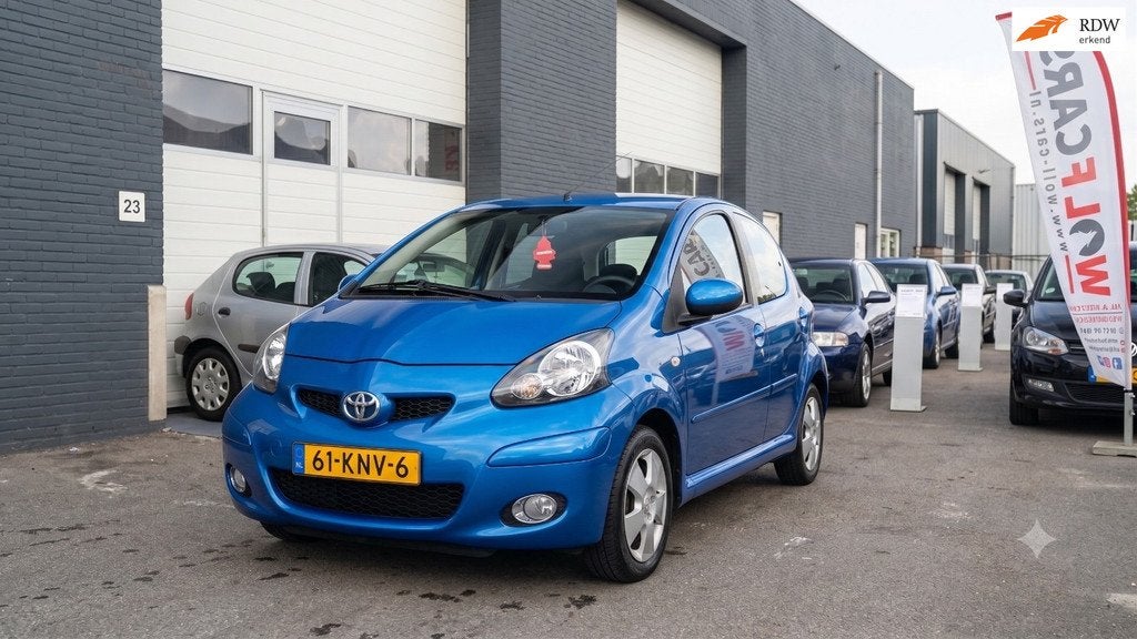 Toyota Aygo 1.0-12V Dynamic Blue | Airco | APK | LM Velgen, Voorwielaandrijving, Stof, Gebruikt, USB