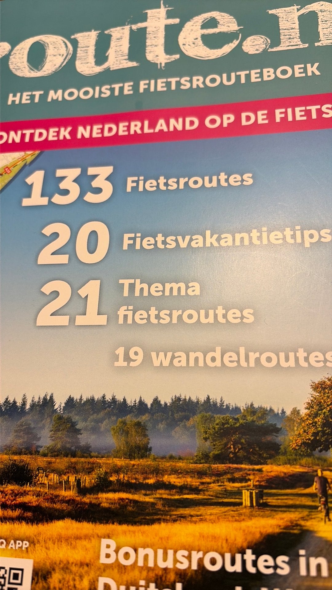 Het Mooiste Fietsrouteboek - Ontdek Nederland, Overige merken, Fiets- of Wandelgids, Ophalen of Verzenden, Zo goed als nieuw