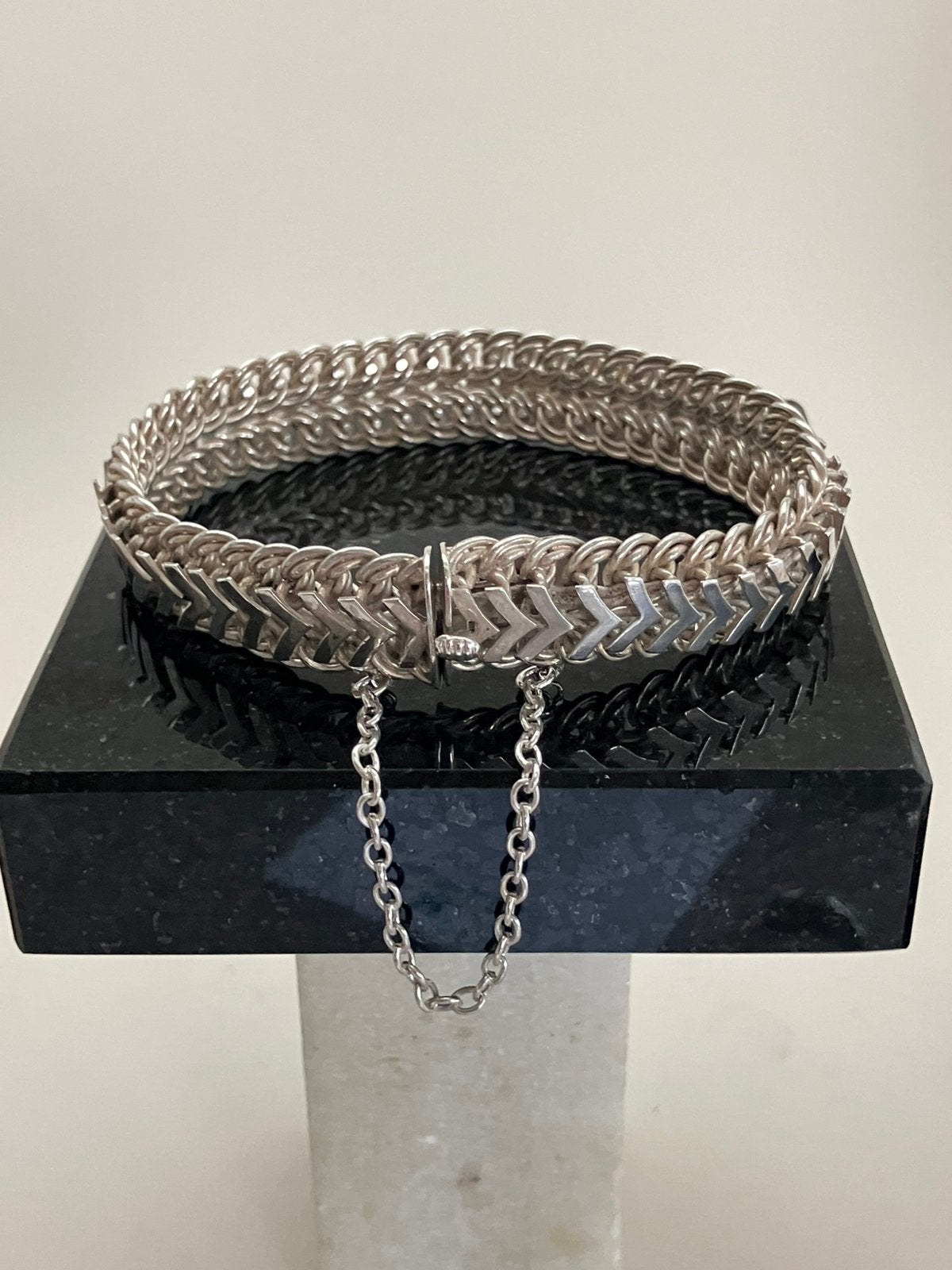 Zeer fraaie zilveren armband, Ophalen of Verzenden, Zo goed als nieuw, Zilver