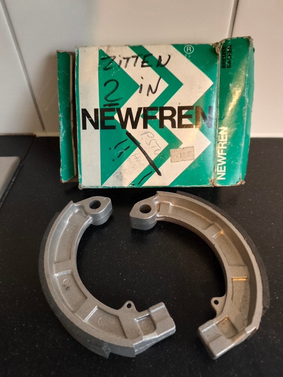 Remschoenen Newfren CF 128 voor Vespa 125-200PE, Ophalen of Verzenden, Nieuw, Overige typen, Vespa