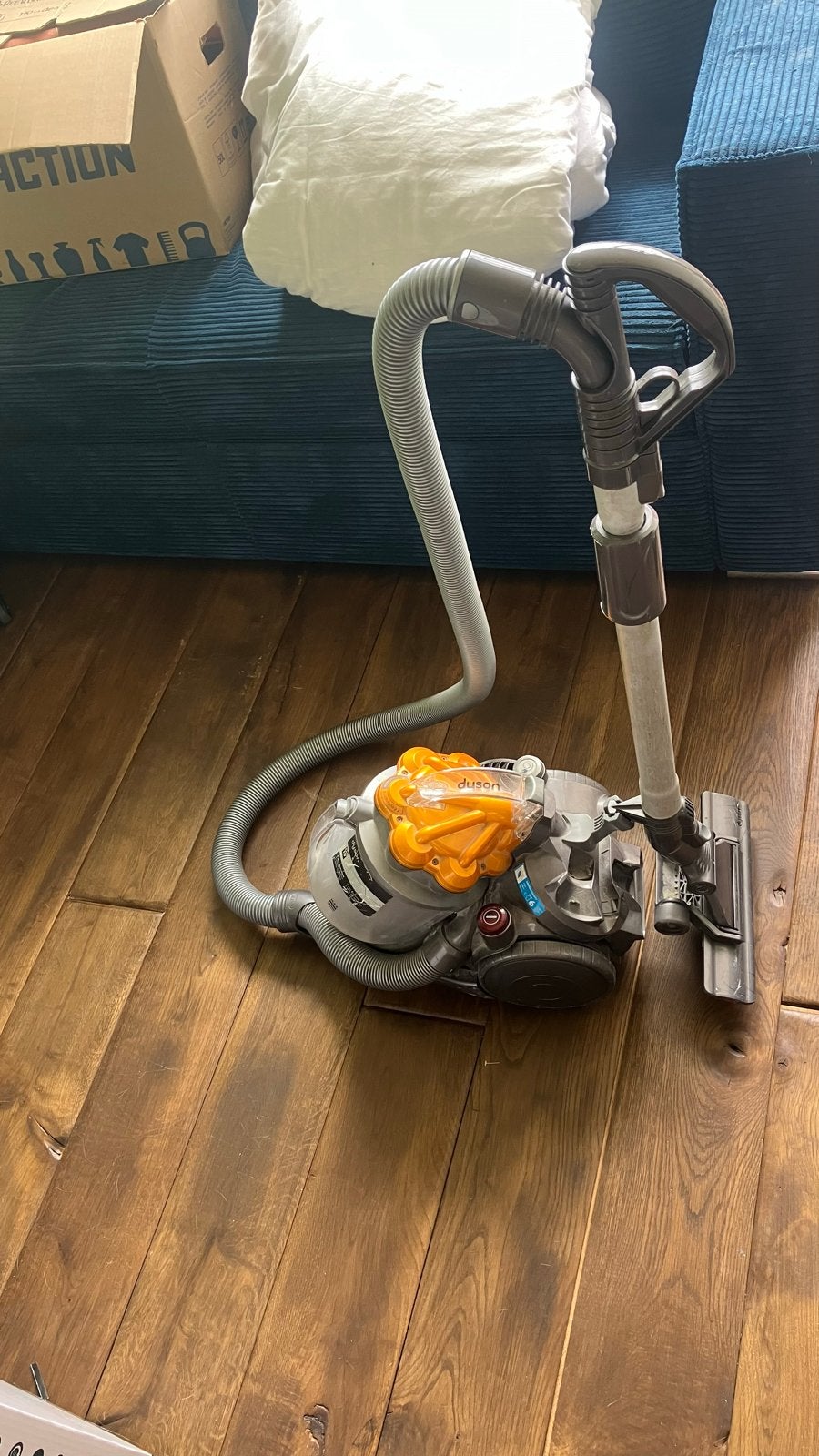 Dyson DC19 Sledestofzuiger - Krachtige Stofzuiger, Ophalen, Gebruikt, Dyson, Reservoir