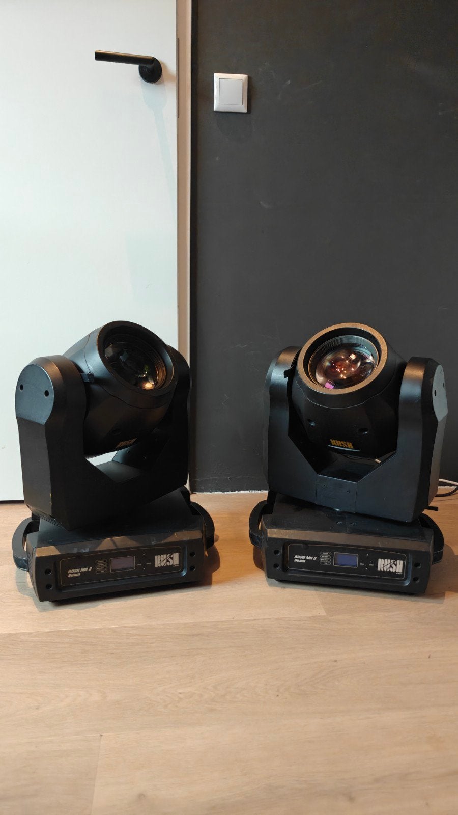 2x Martin Rush MH3 Beam Moving Head, Muziek en Instrumenten, Ophalen, Gebruikt, Licht, Kleur