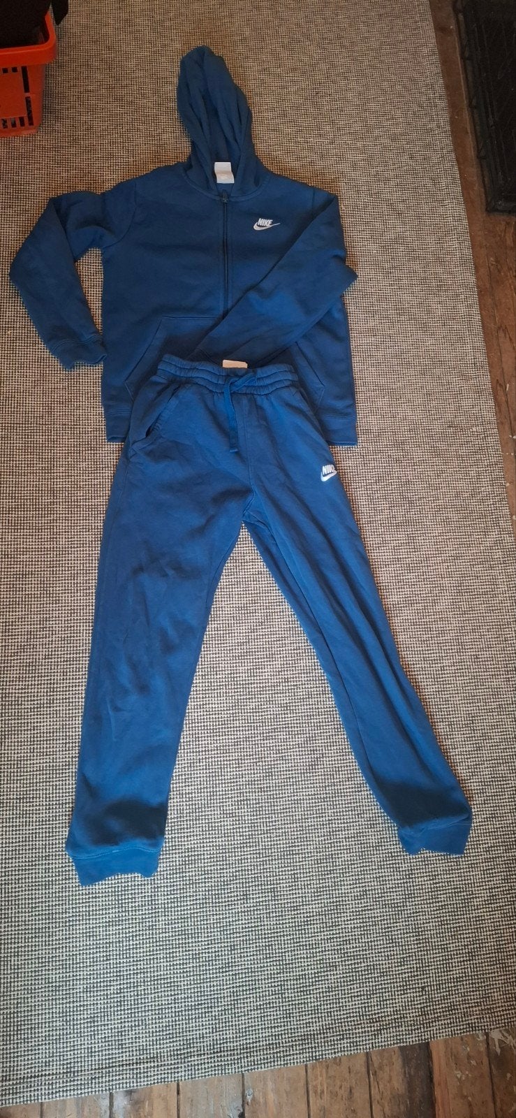 Nike trainingspak blauw - maat 147-158 cm (L), Kinderen en Baby's, Ophalen, Gebruikt, Jongen of Meisje, Setje