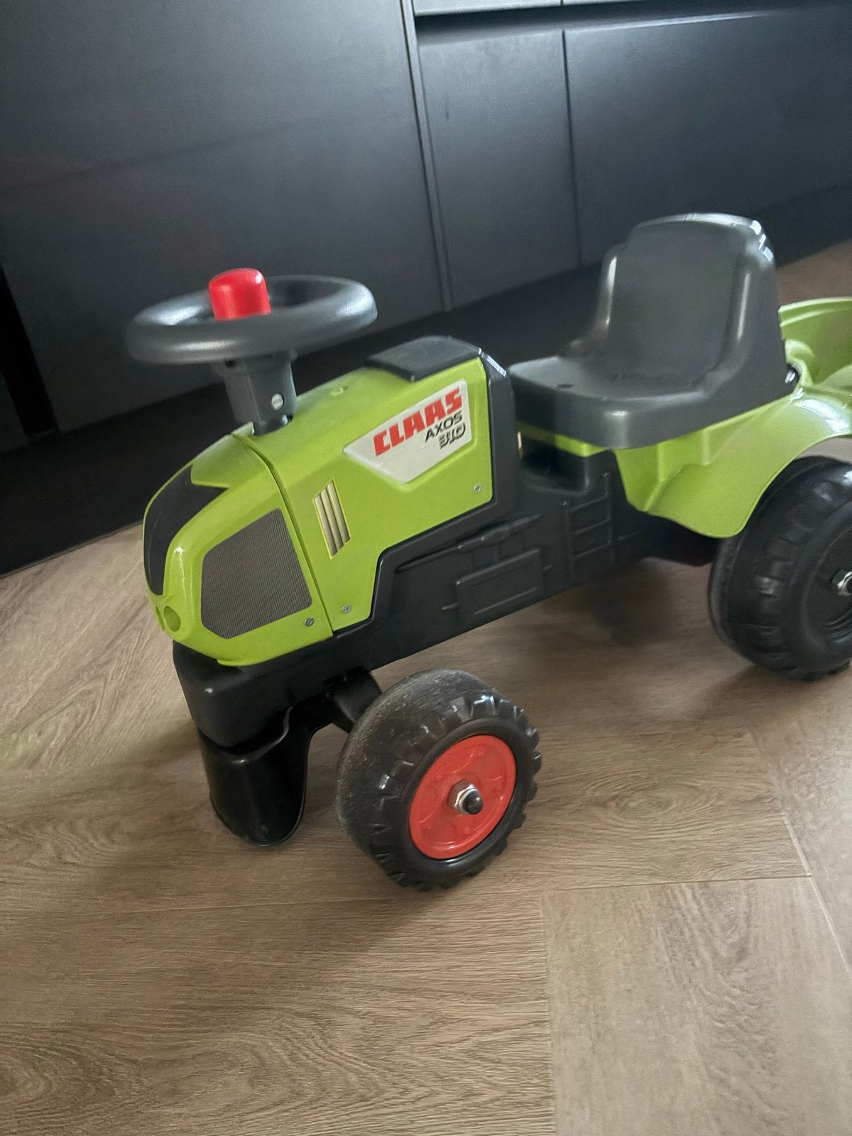 Kinder trekker Claas Axos 910 met aanhanger, Ophalen, Gebruikt, Trapvoertuig