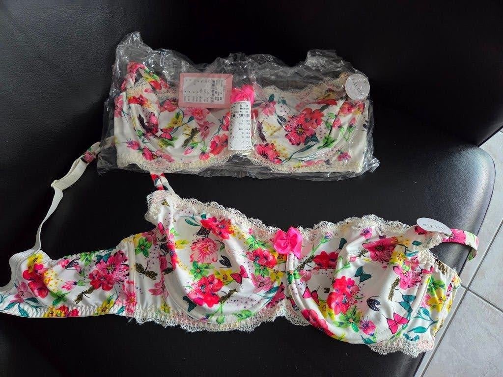 Hunkemöller BH met bloemen, Kleding | Dames, Hunkemöller, Ophalen of Verzenden, BH