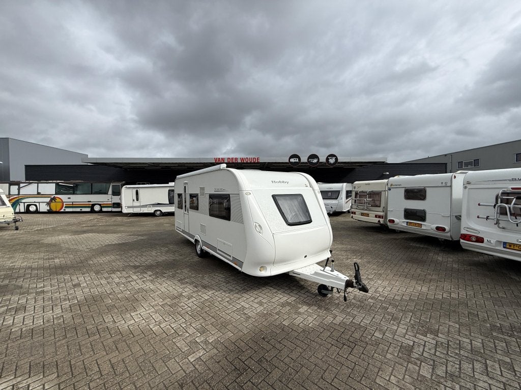 Hobby De luxe Easy 495 UL Enkele bedden, Mover bj15, Caravans en Kamperen, Rondzit, Hobby, Bedrijf, 4 tot 5 meter
