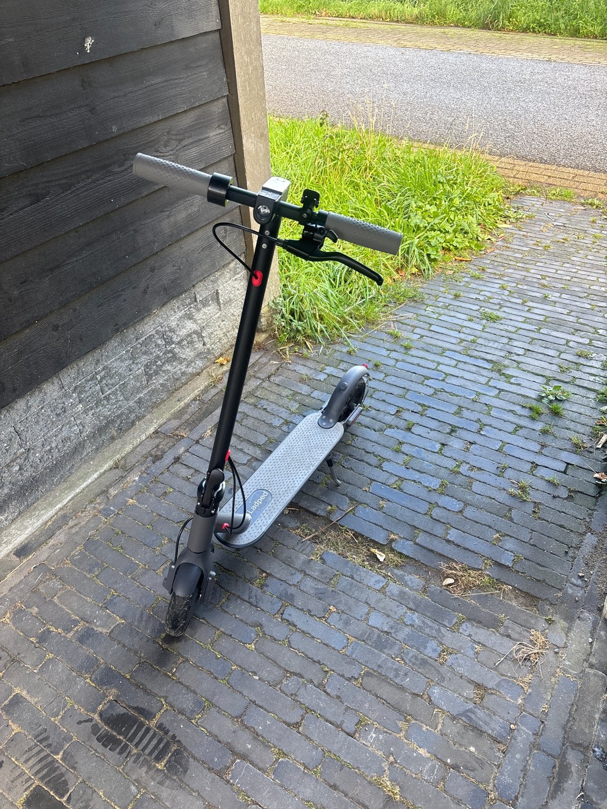 Elektrische step Aovo Pro 8.5 - Zo goed als nieuw