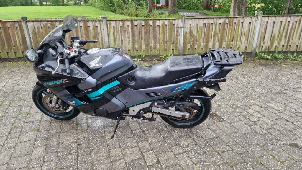 Honda cbr 1000f  dcbs bj1994, Motoren, Motoren | Honda, Sportuitlaat, 4 cilinders, Motorrijbewijs A, Sport