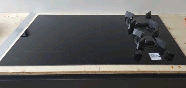 2100€ :AEG Gemengde Kookplaat 90cm - Inductie & Gas: nieuw, Ophalen, Zo goed als nieuw, Inbouw, Inductie