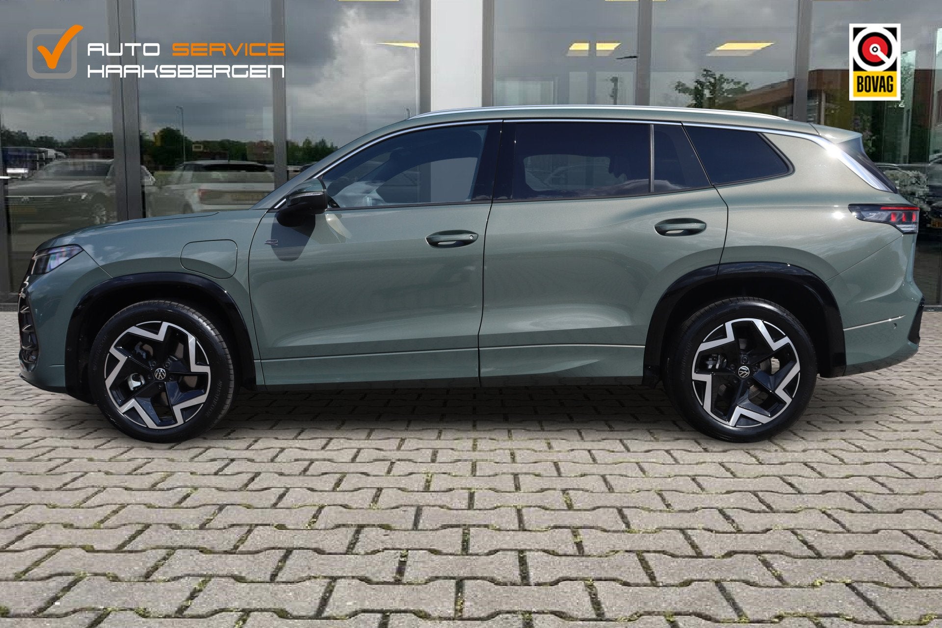 Volkswagen Tayron 1.5 eHybrid R-Line | Trekhaak | 360 Camera, Auto's, 4 cilinders, Bedrijf, SUV of Terreinwagen, 25 kWh