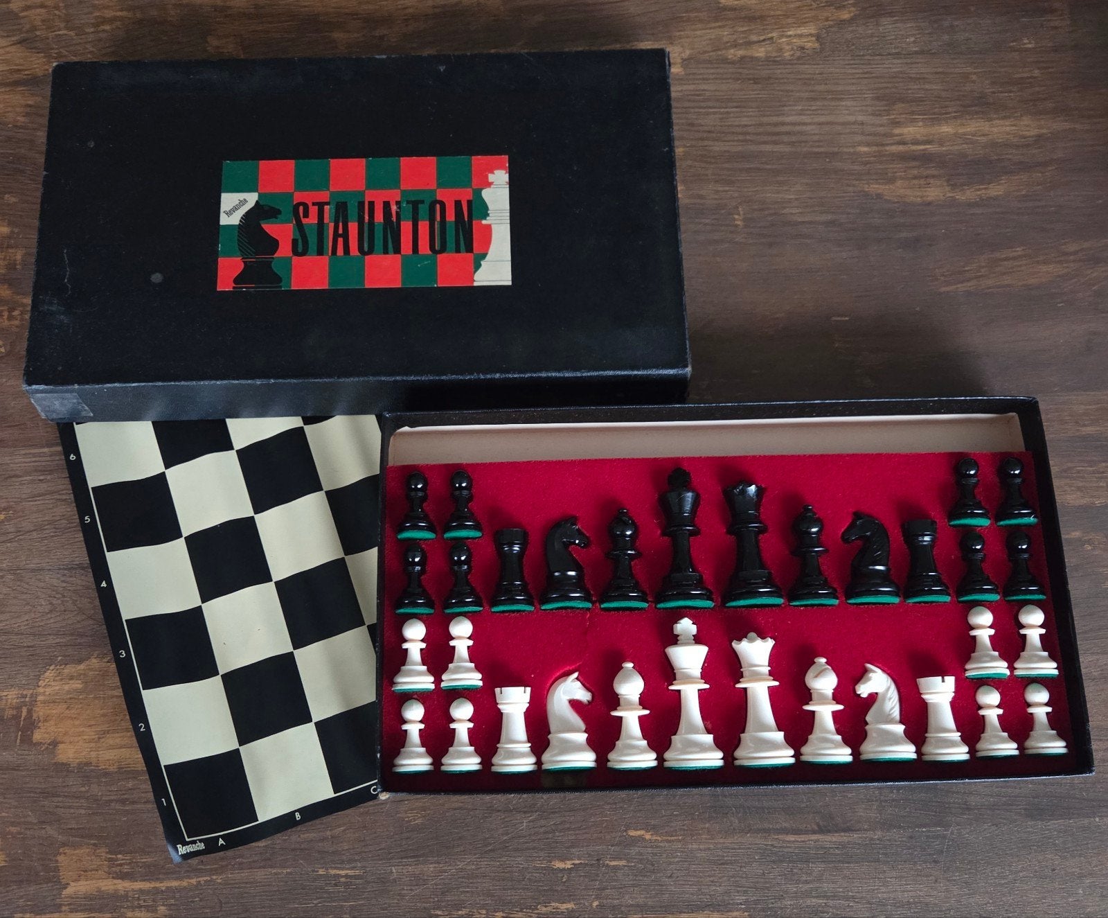 Vintage Revanche Staunton schaakset – Compleet in doos, Ophalen of Verzenden, Gebruikt, Staunton