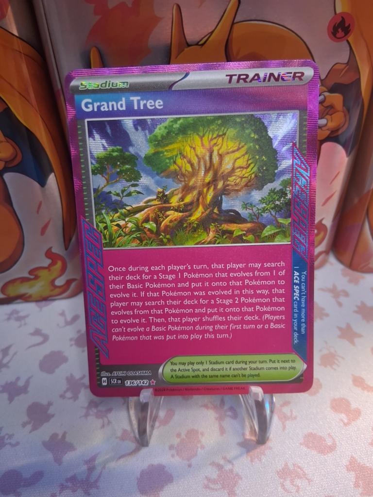 Pokémon TCG Grand Tree Trainer Kaart 136/142 Foil, Ophalen of Verzenden, Zo goed als nieuw, Losse kaart, Foil
