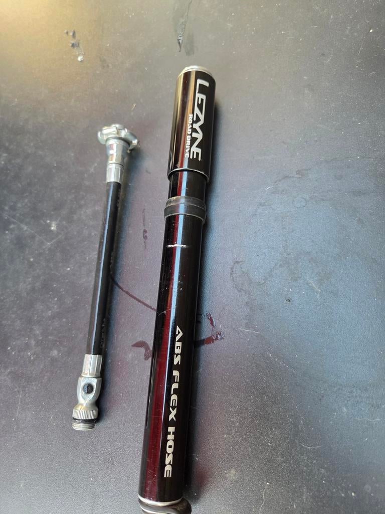 Lezyne Road Drive ABS Flex Hose Minipomp, Ophalen of Verzenden, Zo goed als nieuw