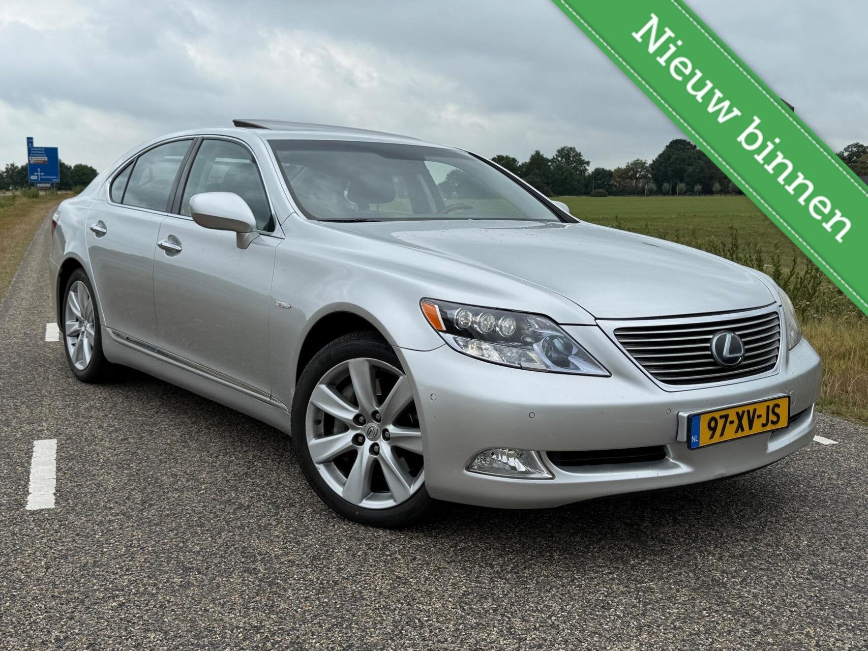 Lexus LS 600h President 445pk | Orig NL | 1eig | DOH, Auto's, Automaat, Gebruikt, 2245 kg, Bedrijf