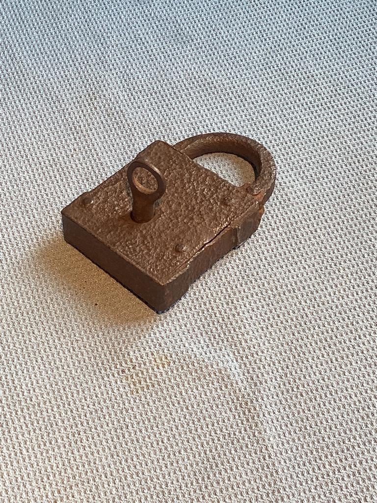 Antiek hangslot, Ophalen of Verzenden