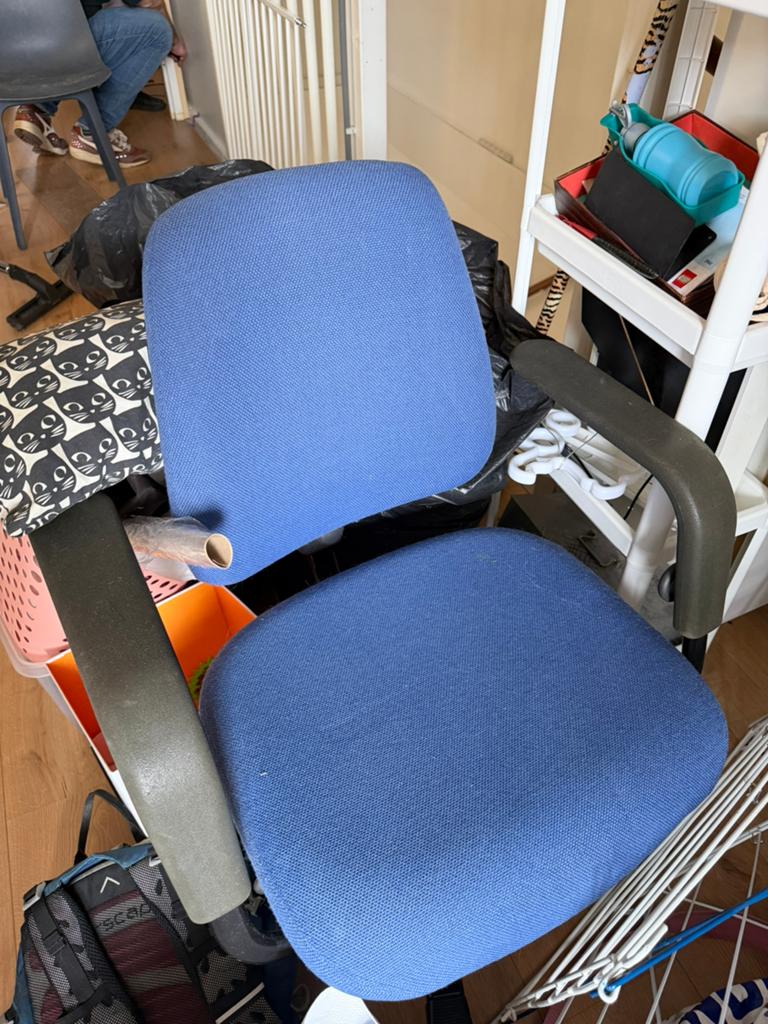 Bureaustoel GRATIS, Ophalen, Gebruikt, Blauw, Bureaustoel