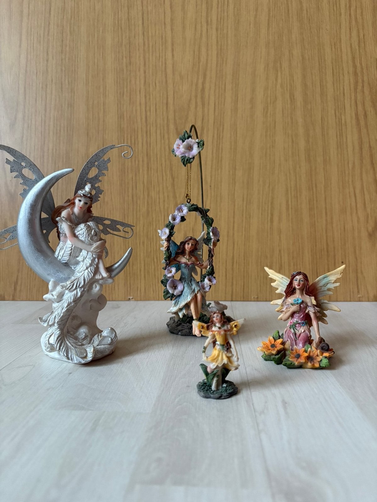 Verschillende elven beeldjes, Ophalen, Zo goed als nieuw