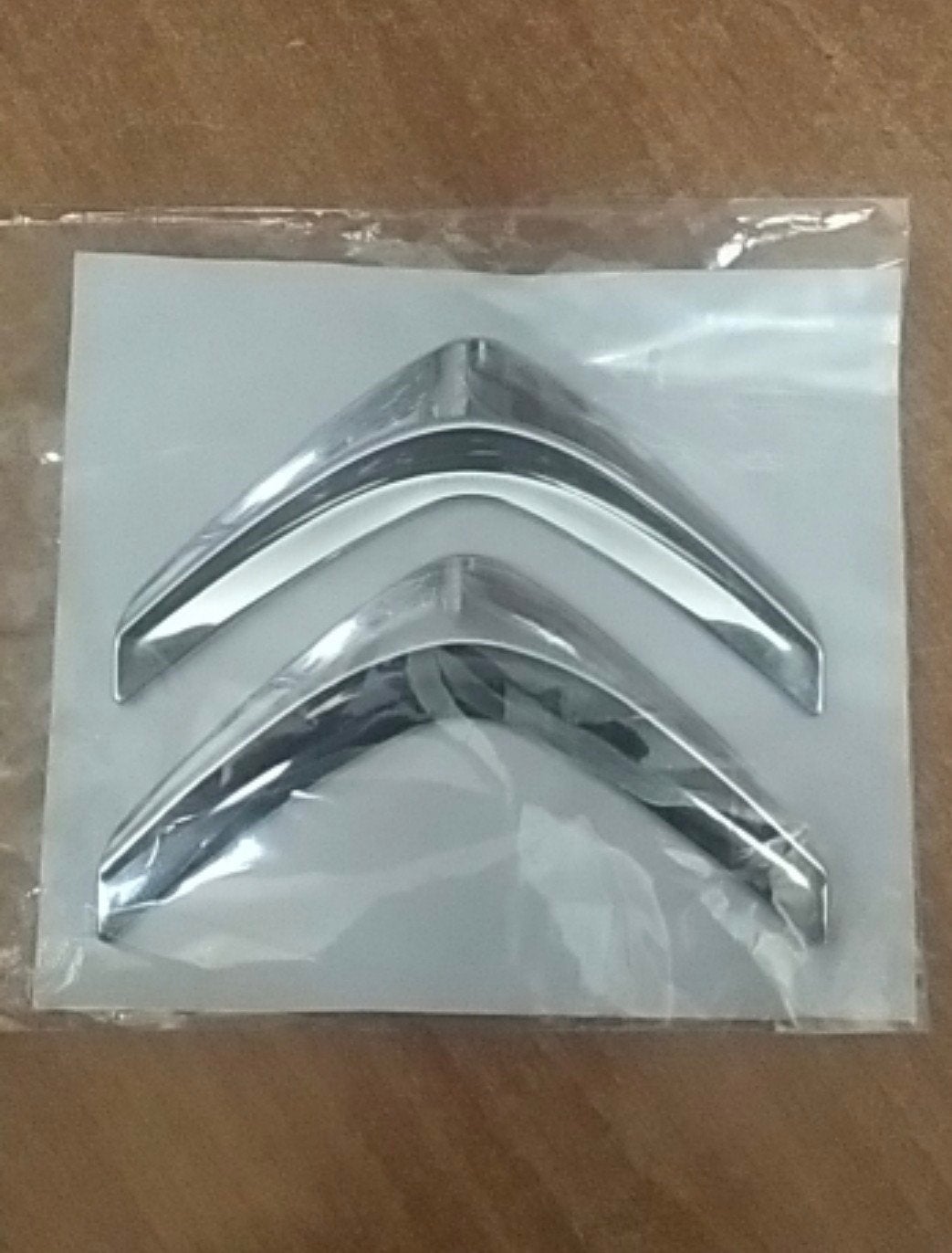 Nieuwe CITROEN C1 achterklep embleem, Nieuw, Ophalen of Verzenden, Achter, Achterklep