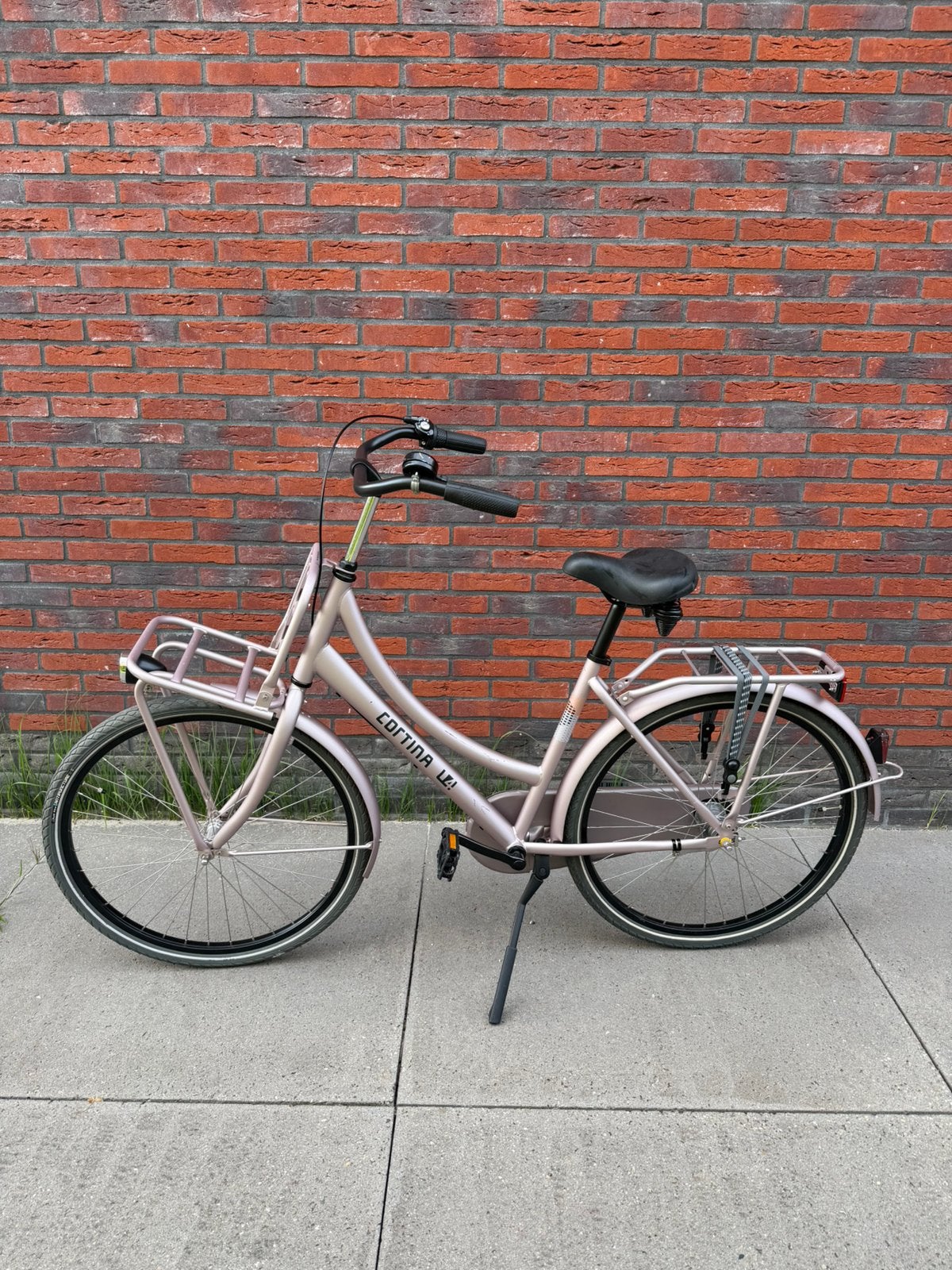 Zeer nette Cortina fiets pink/black, Ophalen, Zo goed als nieuw, 26 inch of meer