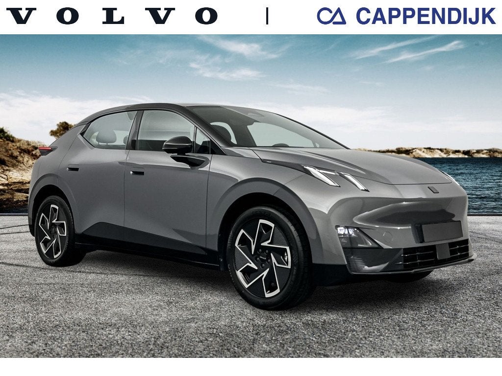 Lynk & Co 02 Core 66kWh 272PK| 1600KG TrekG| Pano|Adap.Cruis, Auto's, Gebruikt, Zwart, 1795 kg, 360 min
