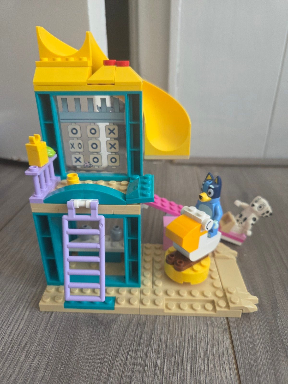 Leuke speelset met glijbaan en figuren, Ophalen