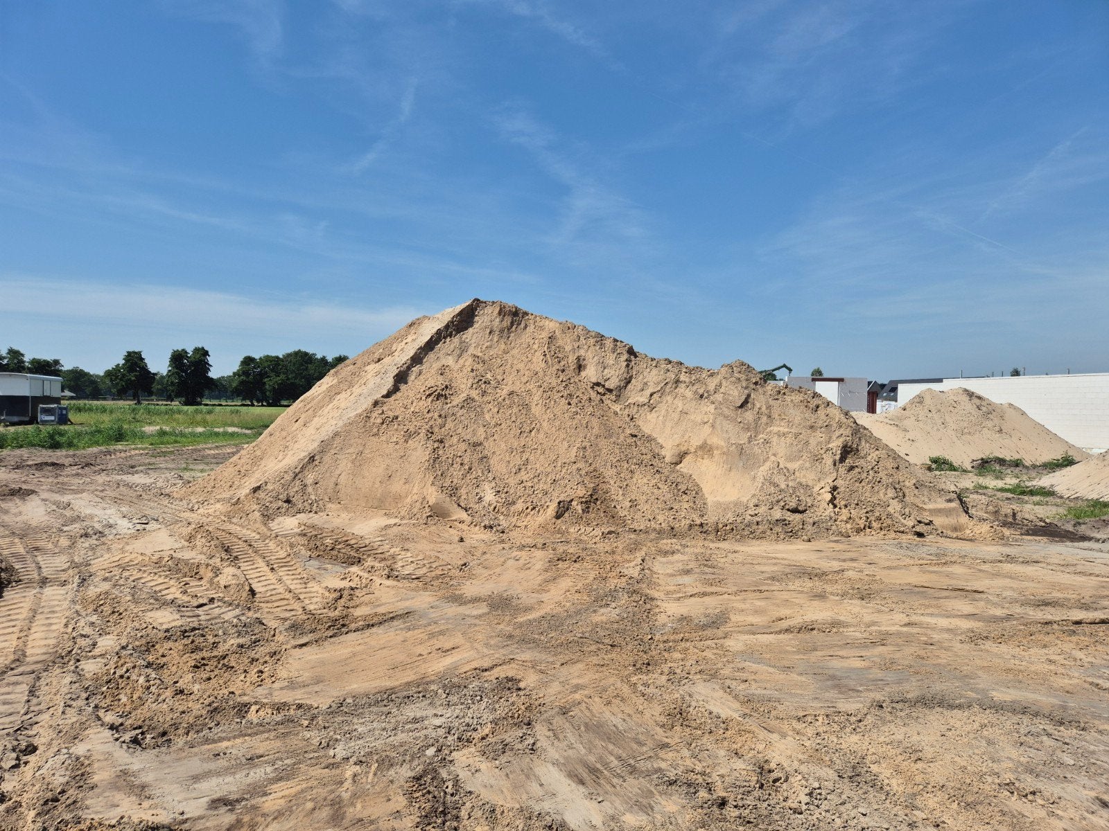 Grote hoeveelheid schoon geel zand beschikbaar, Tuin en Terras, Zand, Ophalen, Nieuw, Ophoogzand