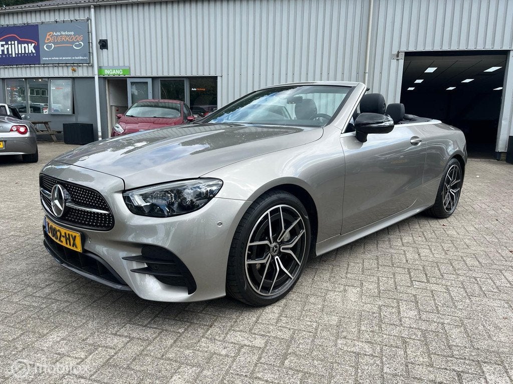 Mercedes E-klasse Cabrio 200 AMG LINE / NIGHT PAKKET, Auto's, Mercedes-Benz, 1730 kg, 4 cilinders, Cabriolet, Bedrijf