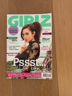 Tijdschrift GIRLZ, Ophalen of Verzenden, Zo goed als nieuw, Damesbladen