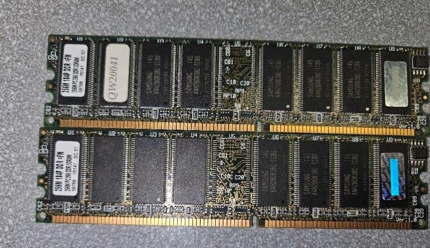 pc memory 2 x 256 mb, Computers en Software, RAM geheugen, Ophalen, Gebruikt, Desktop, 1 GB of minder